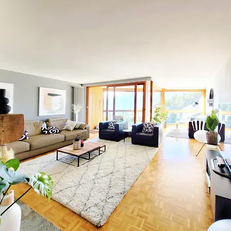 Апартаменты L'avantgardiste, Spacious 6 Bedrooms Duplex, Panoramic View Кран-Монтана