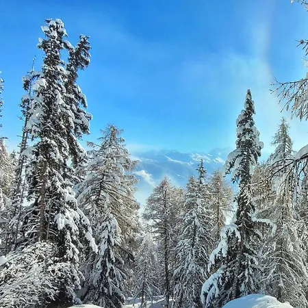 L'avantgardiste, Spacious 6 Bedrooms Duplex, Panoramic View Кран-Монтана