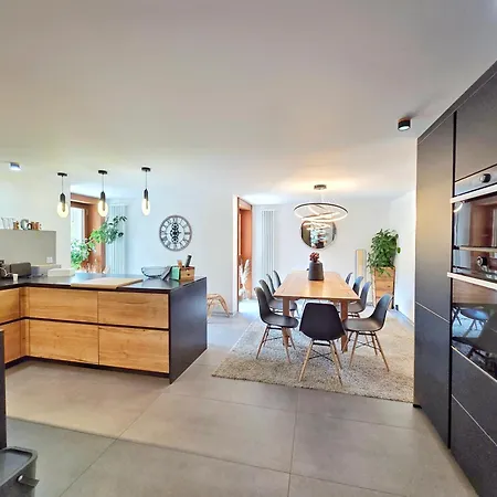 דירה L'avantgardiste, Spacious 6 Bedrooms Duplex, Panoramic View *