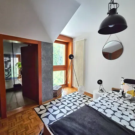 Апартаменты L'avantgardiste, Spacious 6 Bedrooms Duplex, Panoramic View *