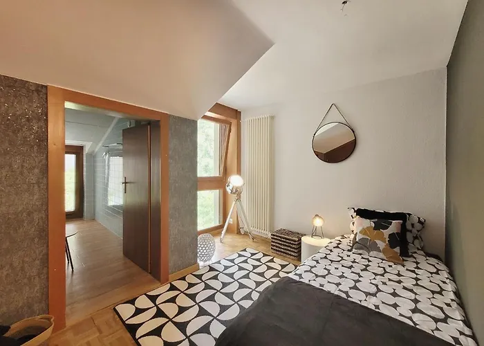 公寓 L'avantgardiste, Spacious 6 Bedrooms Duplex, Panoramic View 克莱恩 蒙塔纳