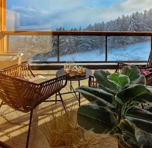 L'avantgardiste, Spacious 6 Bedrooms Duplex, Panoramic View Apartment