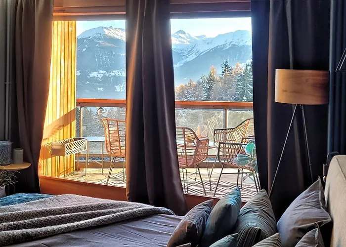 L'avantgardiste, Spacious 6 Bedrooms Duplex, Panoramic View *