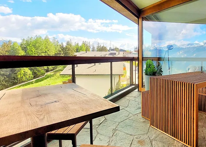 L'avantgardiste, Spacious 6 Bedrooms Duplex, Panoramic View 公寓 克莱恩 蒙塔纳