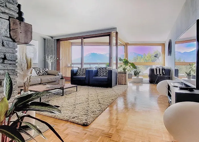 Apartment L'avantgardiste, Spacious 6 Bedrooms Duplex, Panoramic View