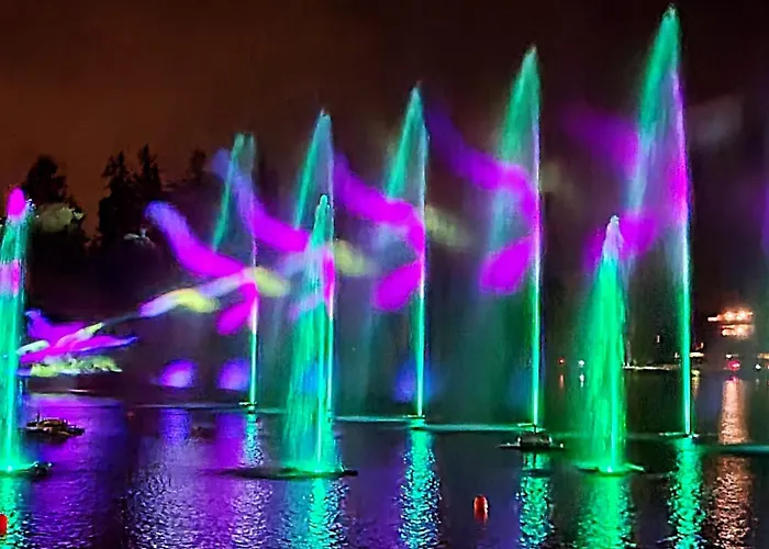 L'avantgardiste, Spacious 6 Bedrooms Duplex, Panoramic View 克莱恩 蒙塔纳