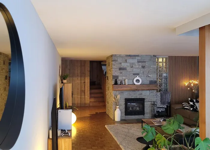 L'avantgardiste, Spacious 6 Bedrooms Duplex, Panoramic View *