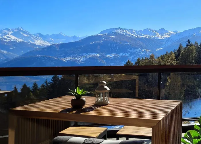 L'avantgardiste, Spacious 6 Bedrooms Duplex, Panoramic View *