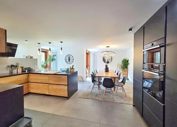 公寓 L'avantgardiste, Spacious 6 Bedrooms Duplex, Panoramic View *