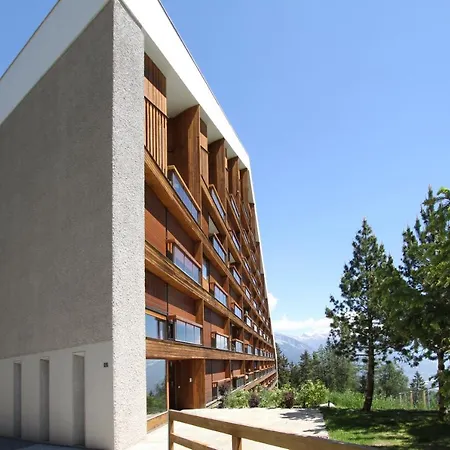 L'avantgardiste, Spacious 6 Bedrooms Duplex, Panoramic View * 크란스몬타나