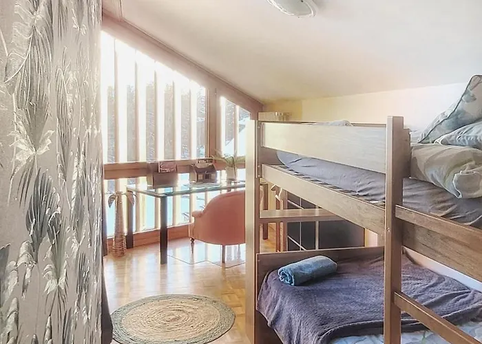 L'avantgardiste, Spacious 6 Bedrooms Duplex, Panoramic View *