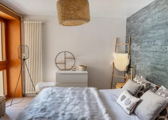 Apartament L'avantgardiste, Spacious 6 Bedrooms Duplex, Panoramic View