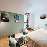 Lägenhet L'avantgardiste, Spacious 6 Bedrooms Duplex, Panoramic View Crans-Montana