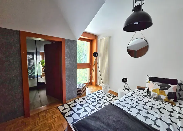 Appartement L'avantgardiste, Spacious 6 Bedrooms Duplex, Panoramic View *